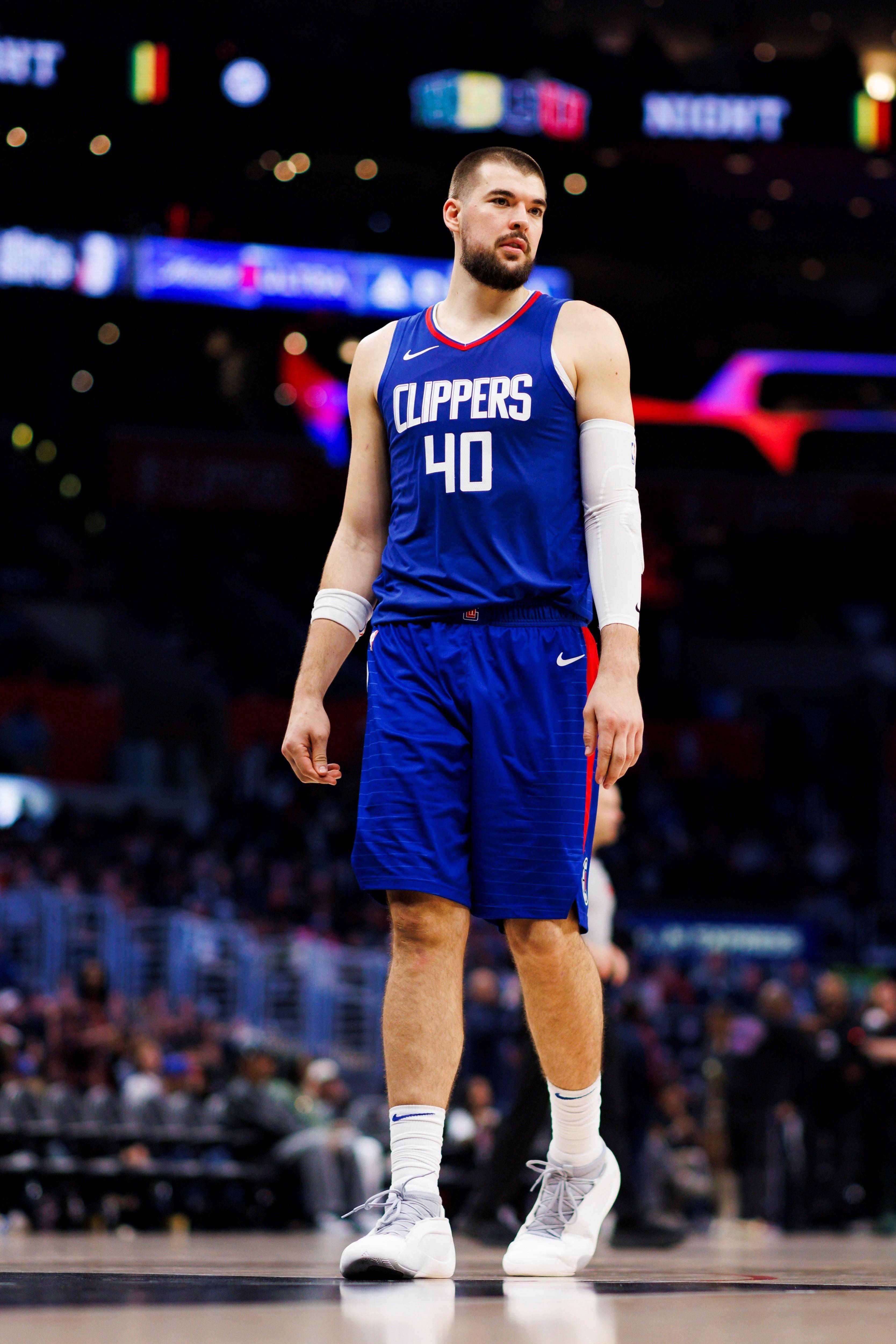 土耳其男篮完胜独行侠，乔治绝境逆转