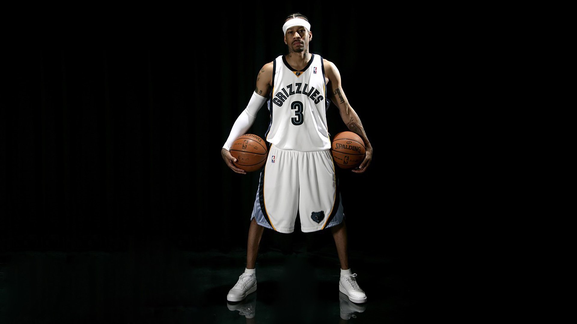 利拉德得分风暴席卷赛场！连续轰炸击穿防线，国王队险中求胜