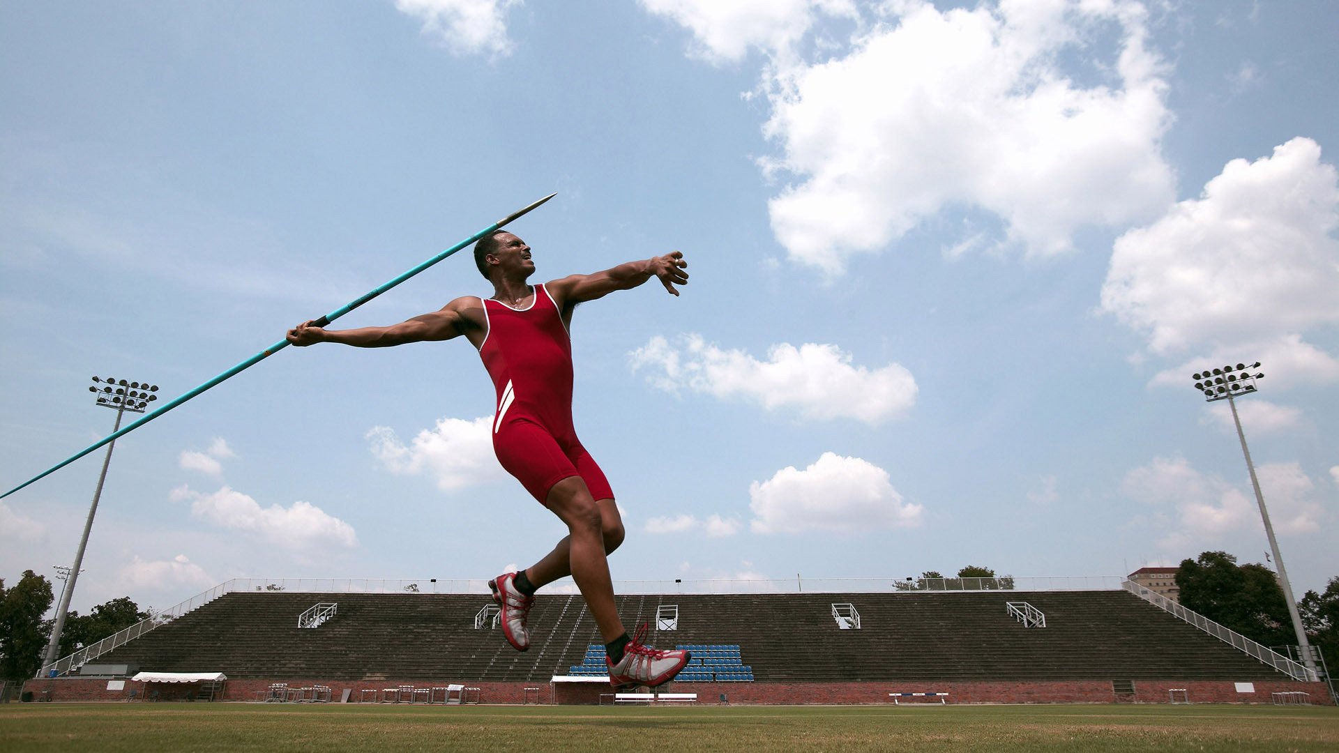 德甲争冠战之夜，武切维奇在关键时刻展现实力，助力球队问鼎希望