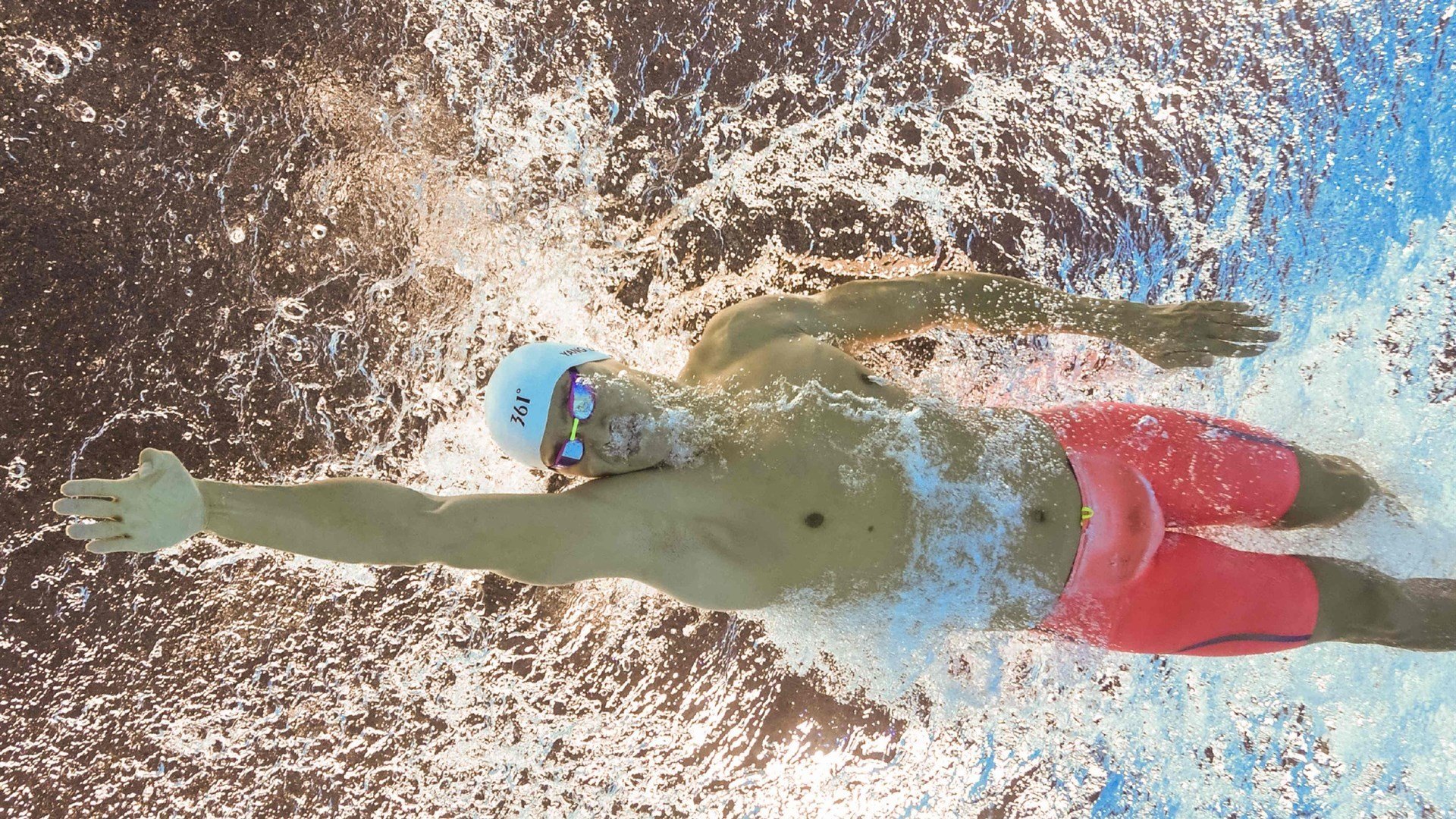 关键先生姆巴佩独造3球导演逆转，里昂3-1雷恩晋级四强